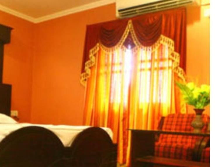 Hotel Priya Chengannur Bilik gambar